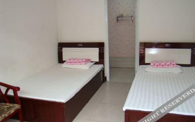 Yuanping Jixiang Hotel