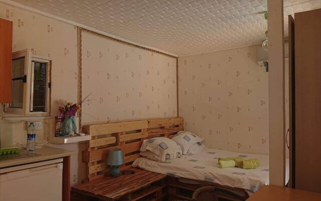 Green Bungalow