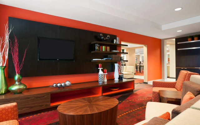 Courtyard by Marriott Layton