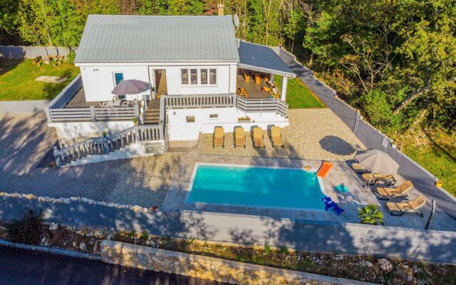 House Pavlina