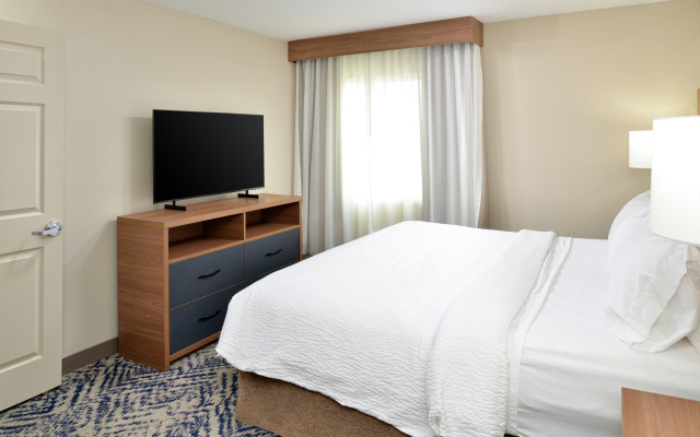 Candlewood Suites Northeast Kansas City by IHG