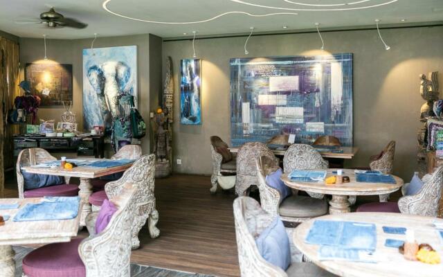Blue Karma Dijiwa Seminyak
