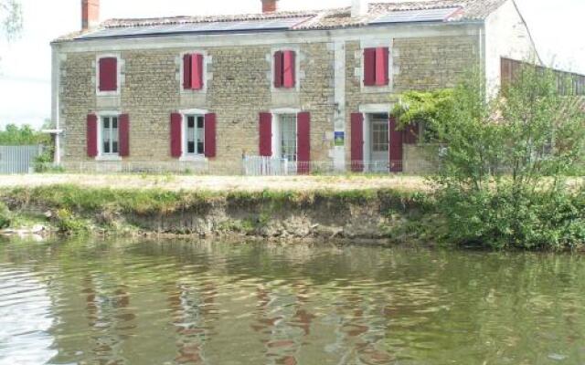 Chambres dHôtes Au Bord de Sèvre