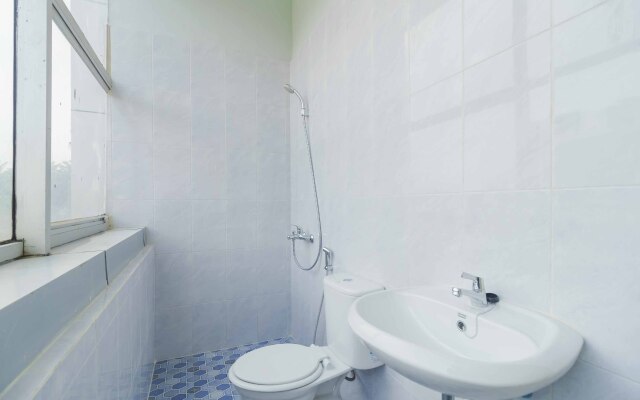 RedDoorz @ Helvetia Medan 2