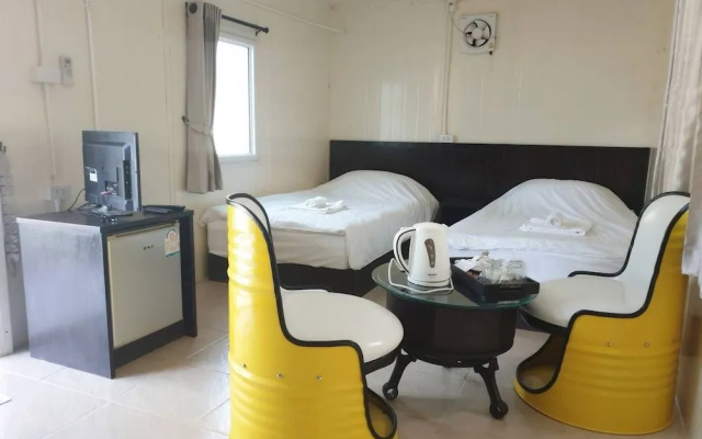 Mine Boxes Resort