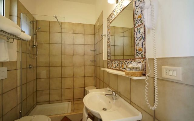 Nicolaus Prime Il Gabbiano Hotel