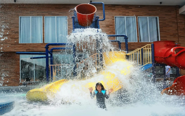 Grand Sunshine Resort & Convention