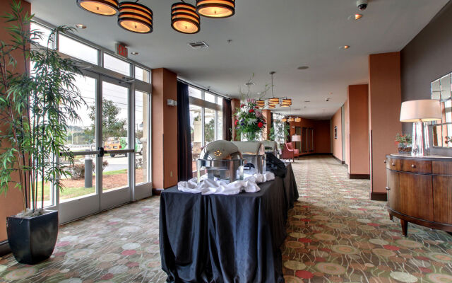 Holiday Inn Meridian E I 20/I 59 by IHG