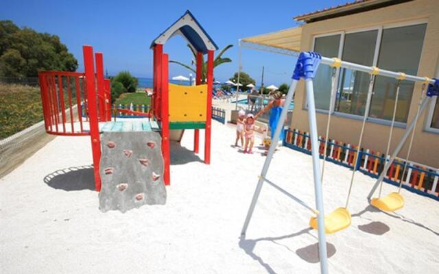 Cretan Filoxenia Beach Hotel