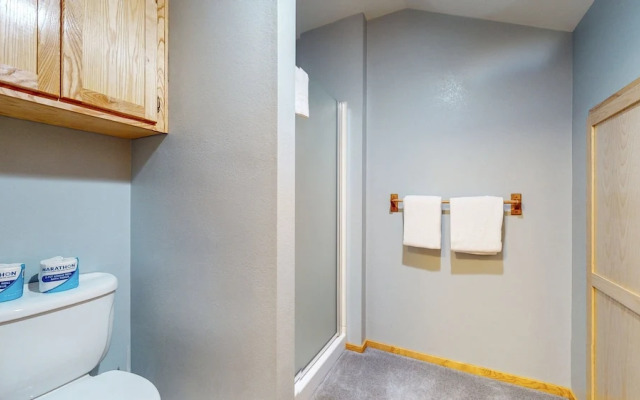 Snowcreek Iv #594 3 Bedroom Condo