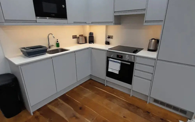 Cosy Luxe 1Bedroom Flat by Novarooms