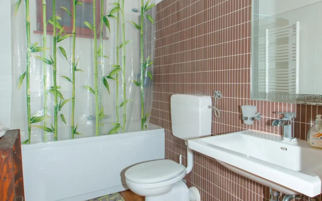 Thirsty River Apartments