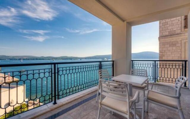 Porto Montenegro Village
