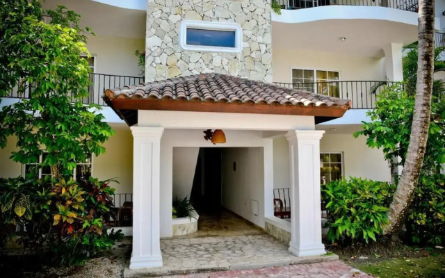 Punta Cana - Apartment - Sleeps 4 - Pool - Hot Tub