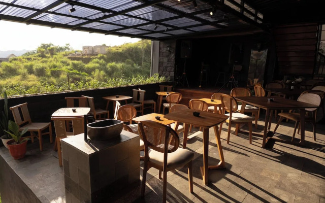 Eagle Hotel Wonosobo, Azana Hotels Collection