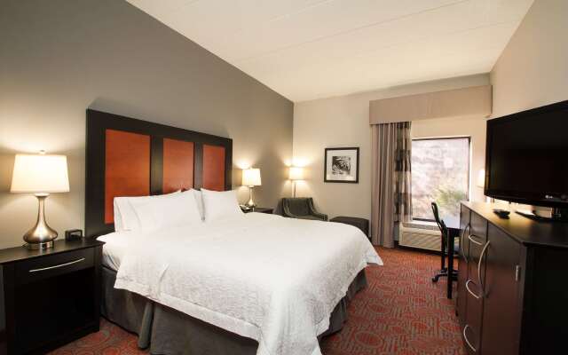 Hampton Inn Stafford/Quantico & Conference Center
