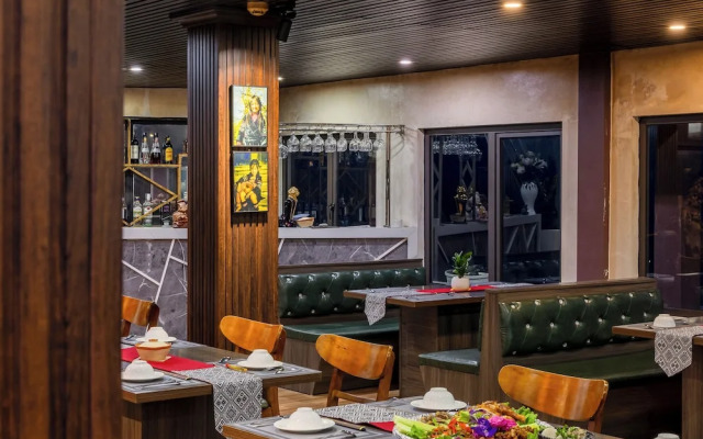 JK Sapa Homestay & Swimming Pool