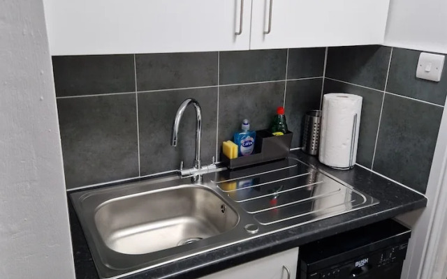 Birtley's Amethyst, 3 Bedroom Apt ,sleeps 6 Guest