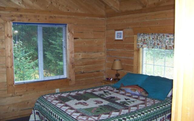 Box Canyon Cabins