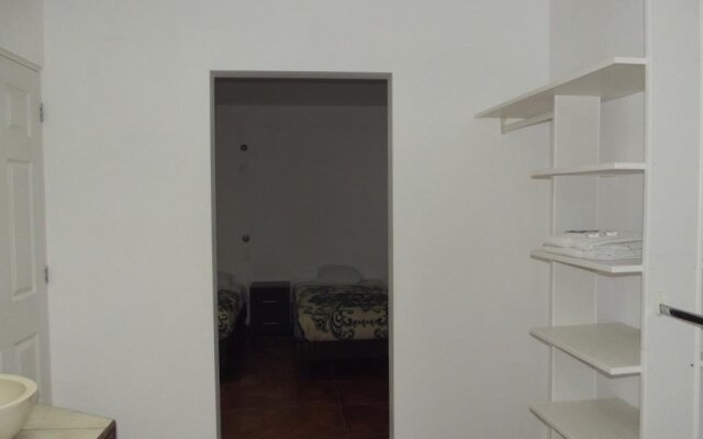 Itza Hostal