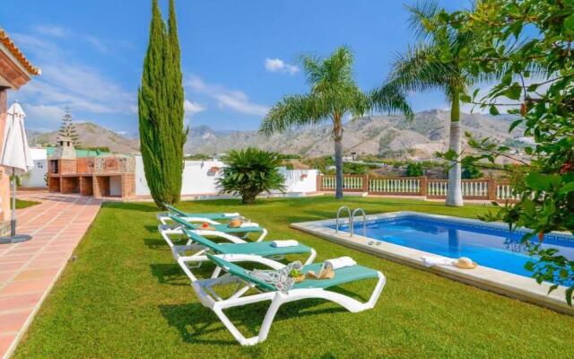 Villa Pastora Nerja by Ruralidays