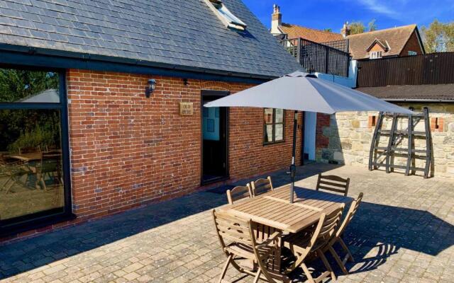 Old Byre Little Upton Farm