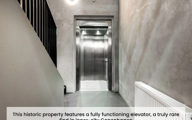 Sanders Leaves - Charming 3-bdr Apt With City View