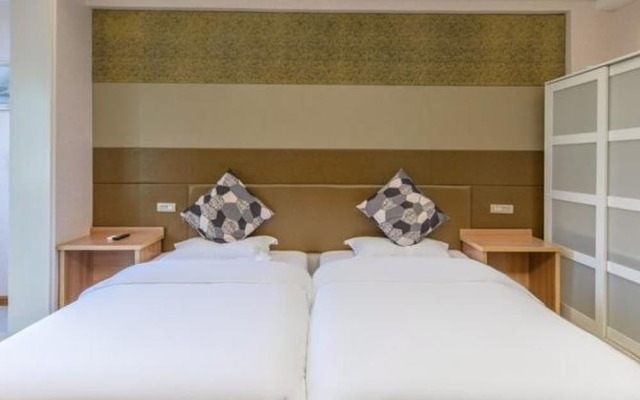 Floral Hotel Your House Yongjia