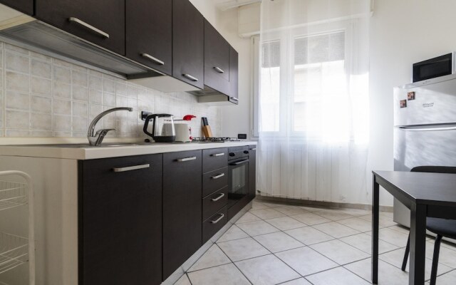 Ferrarese 160 2 in Bologna