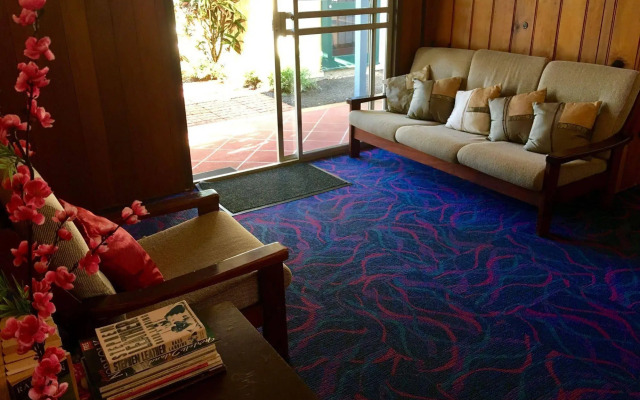The Polynesian Apartments