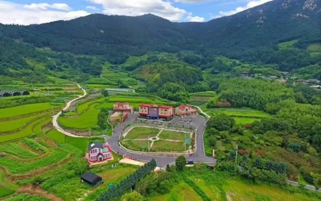 Erefarm Hostel