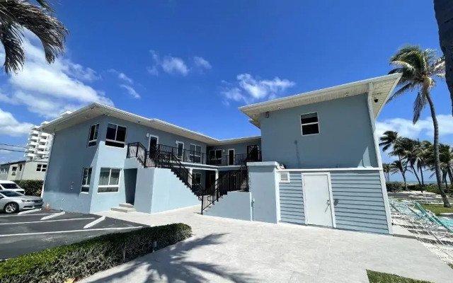 Shore View Hotel