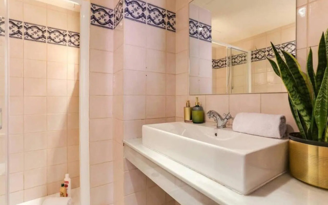 Stylish 2 Bdr apartment in Trendy Gracia