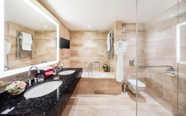 Mandarin Oriental, Prague