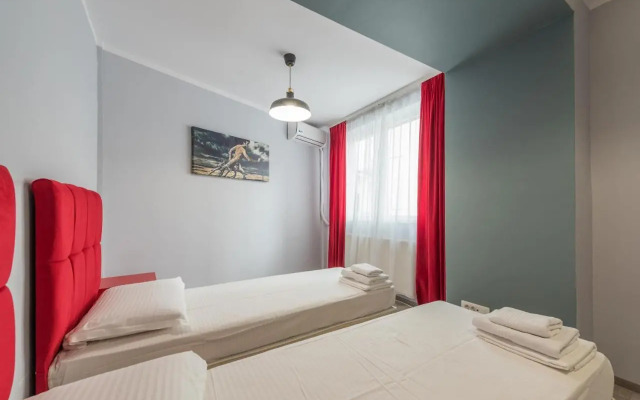 Royal Accommodation