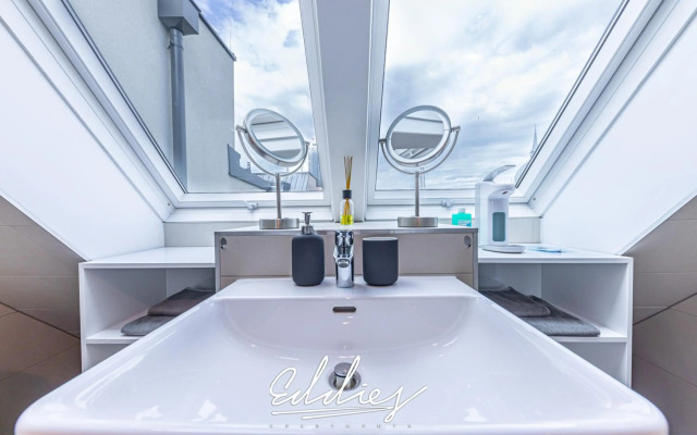 Eddie’s Design Apartments