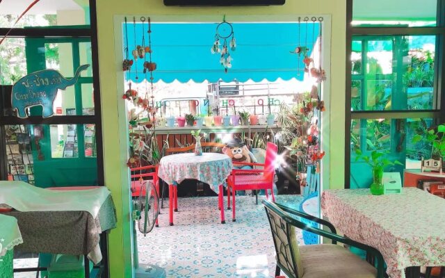 Chor Chang House
