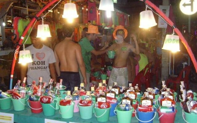 Om Ganesh Hostel - Adults Only