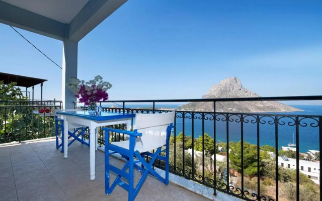 Eirinis house with amazing view in Masouri Kalymnos