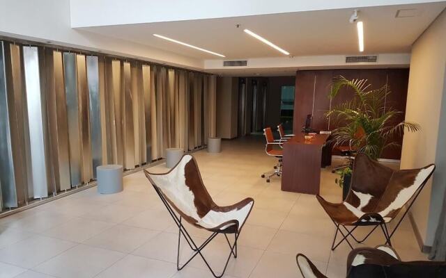 Olmos Suites