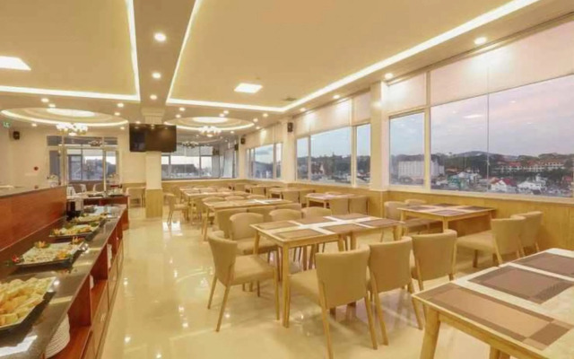 Interstella Hotel