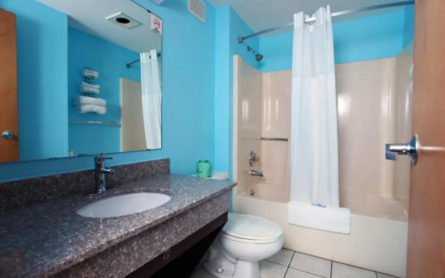 Coratel Inn & Suites By Jasper Newton