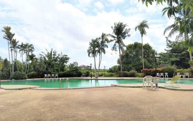 Khao Nam Khang Resort