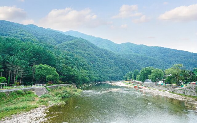 Gapyeong Chongsu Stream Pension