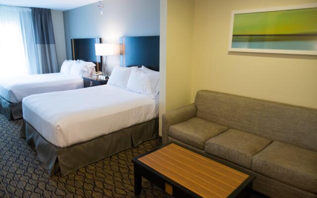 Holiday Inn Express Hotel & Suites Chanhassen, an IHG Hotel