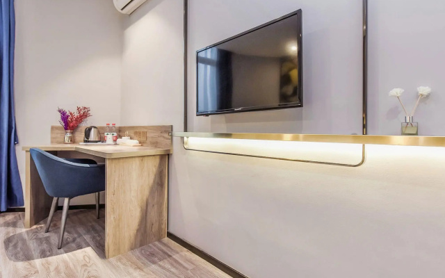 7 Days Inn (Rongchang Commercial Pedestrian Street)