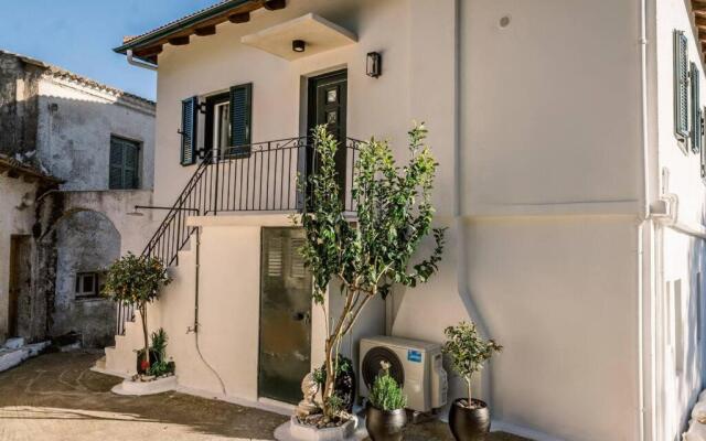 Blue & Green View House
