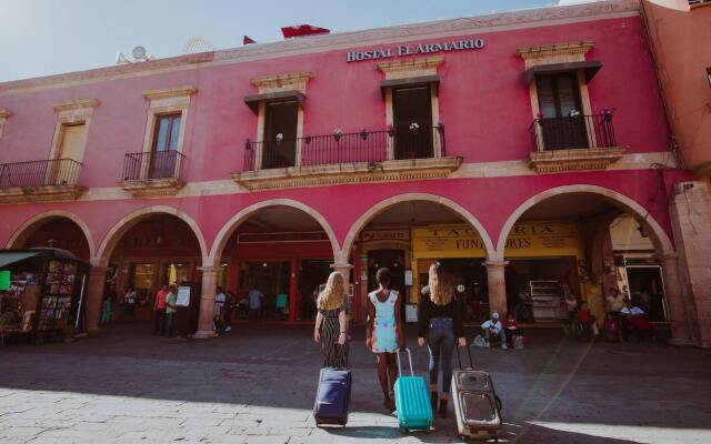 Hostal El Armario - Hostel