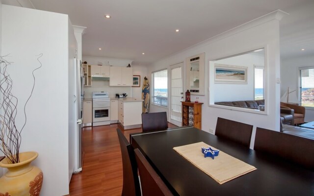 Anchor at 'D' Point, 2/14 Noamunga Street