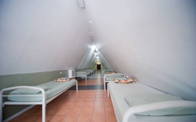 Airlie Waterfront Accomodation - Hostel